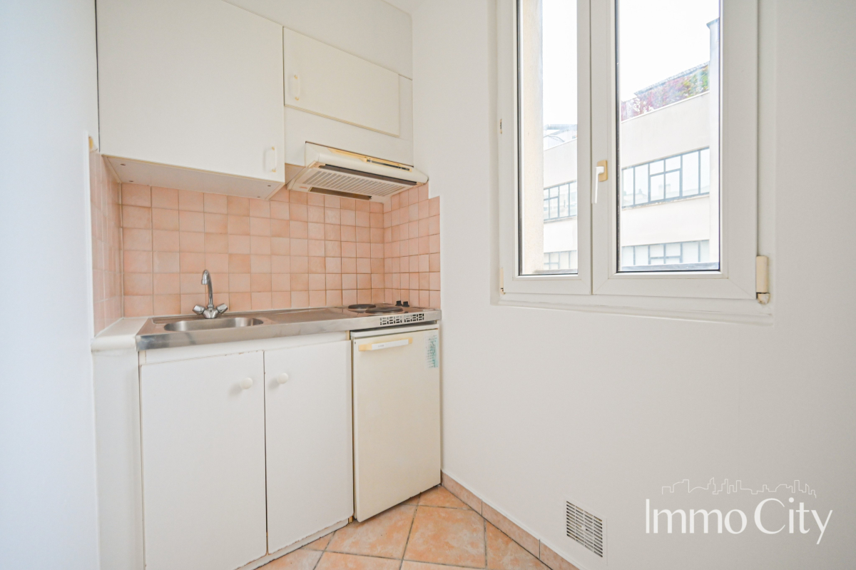 Location Appartement  2 pièces - 31.41m² 92120 Montrouge