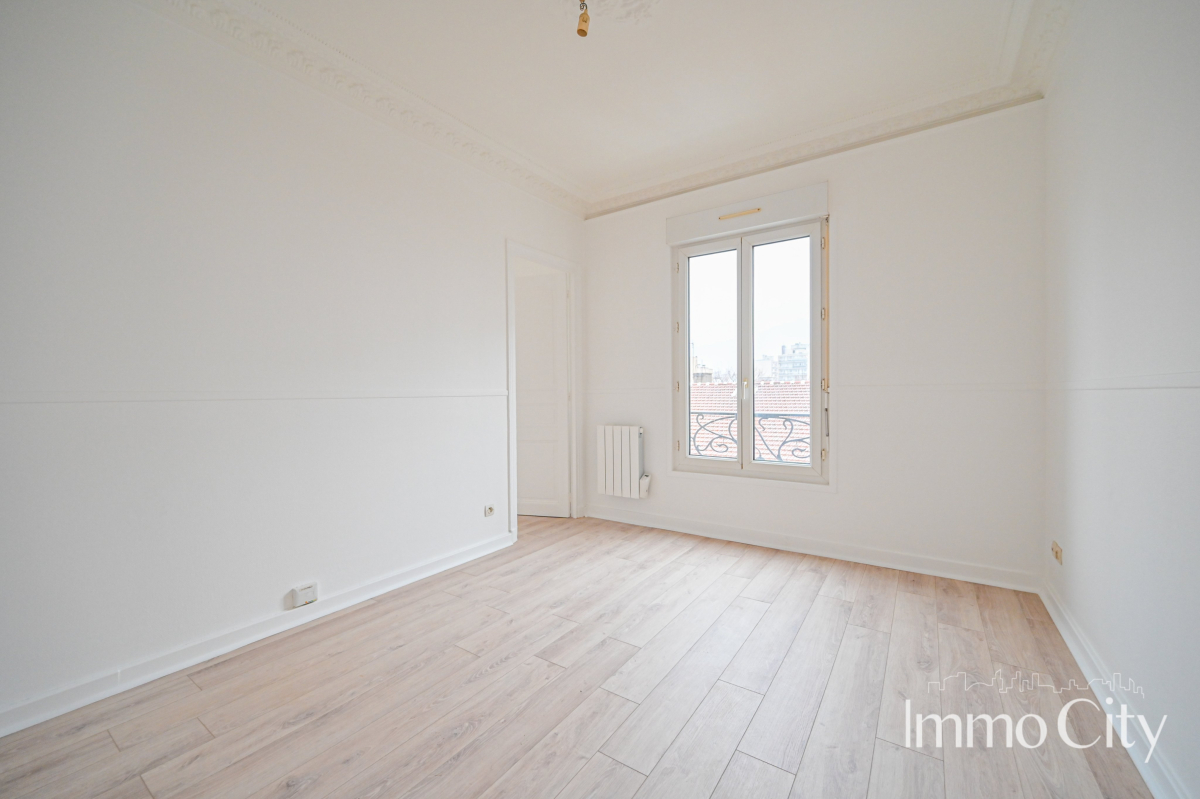 Location Appartement  2 pièces - 31.41m² 92120 Montrouge
