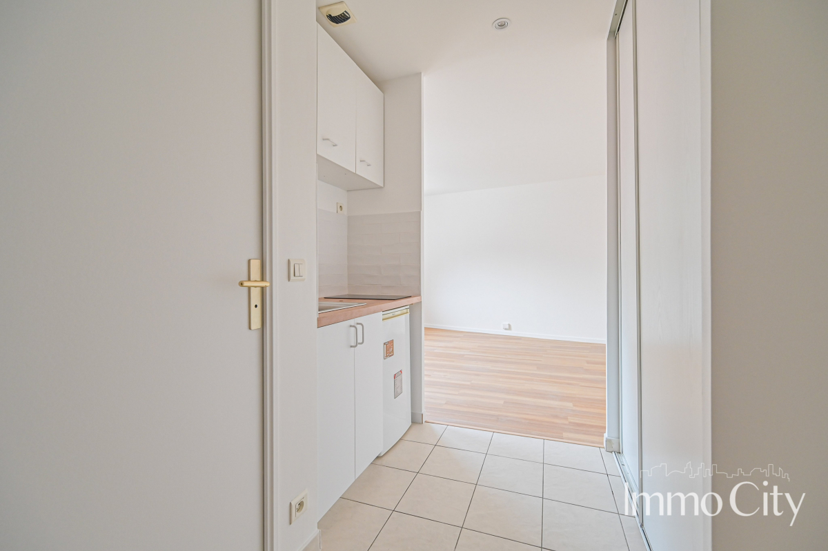 Location Appartement  1 pièce (studio) - 25.45m² 92100 Boulogne-billancourt