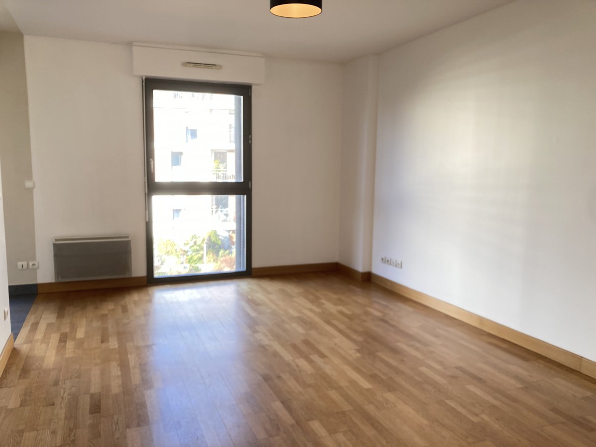 Location Appartement  3 pièces - 56m² 94110 Arcueil