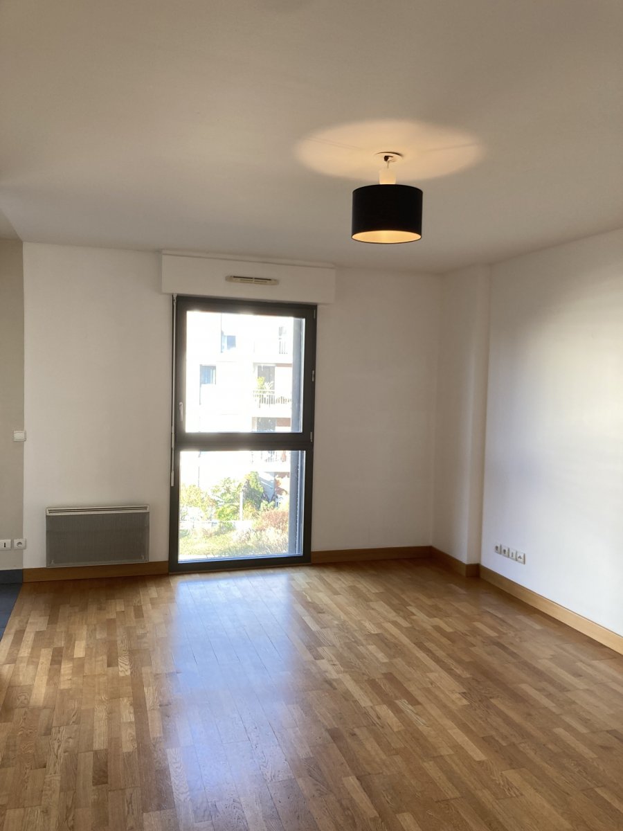 Location Appartement  3 pièces - 56m² 94110 Arcueil