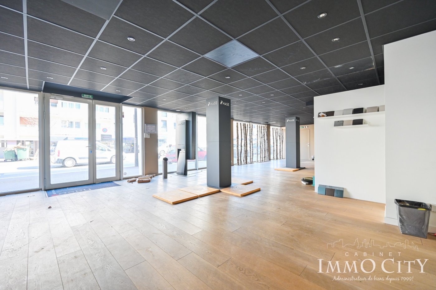 Agence immobilière de 