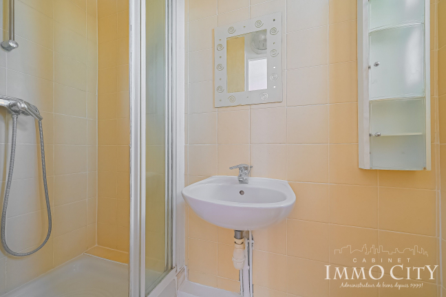 Location Appartement  2 pièces - 36m² 92120 Montrouge