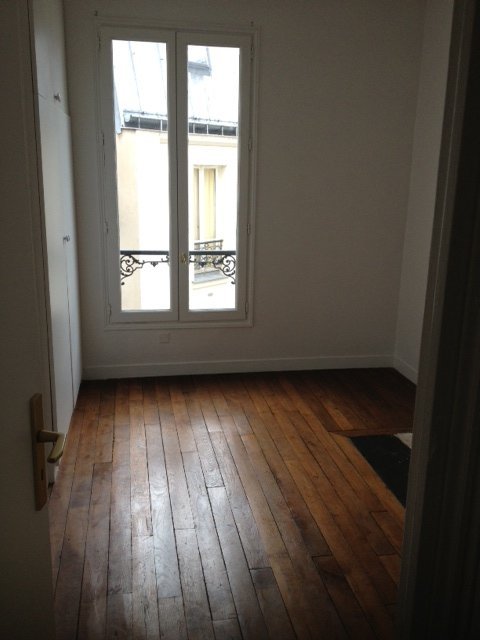 Location Appartement  2 pices - 31m 75018 Paris 18