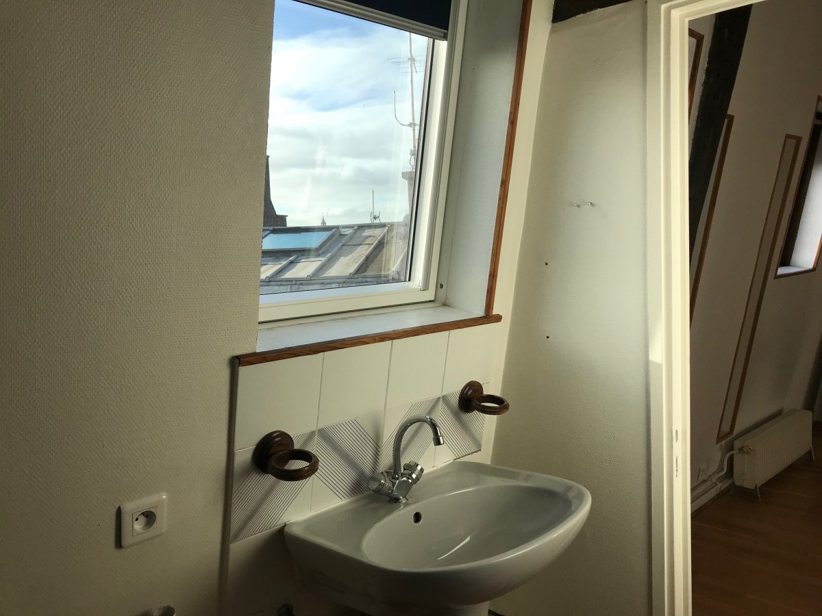 Location Appartement  1 pice (studio) - 22m 75008 Paris