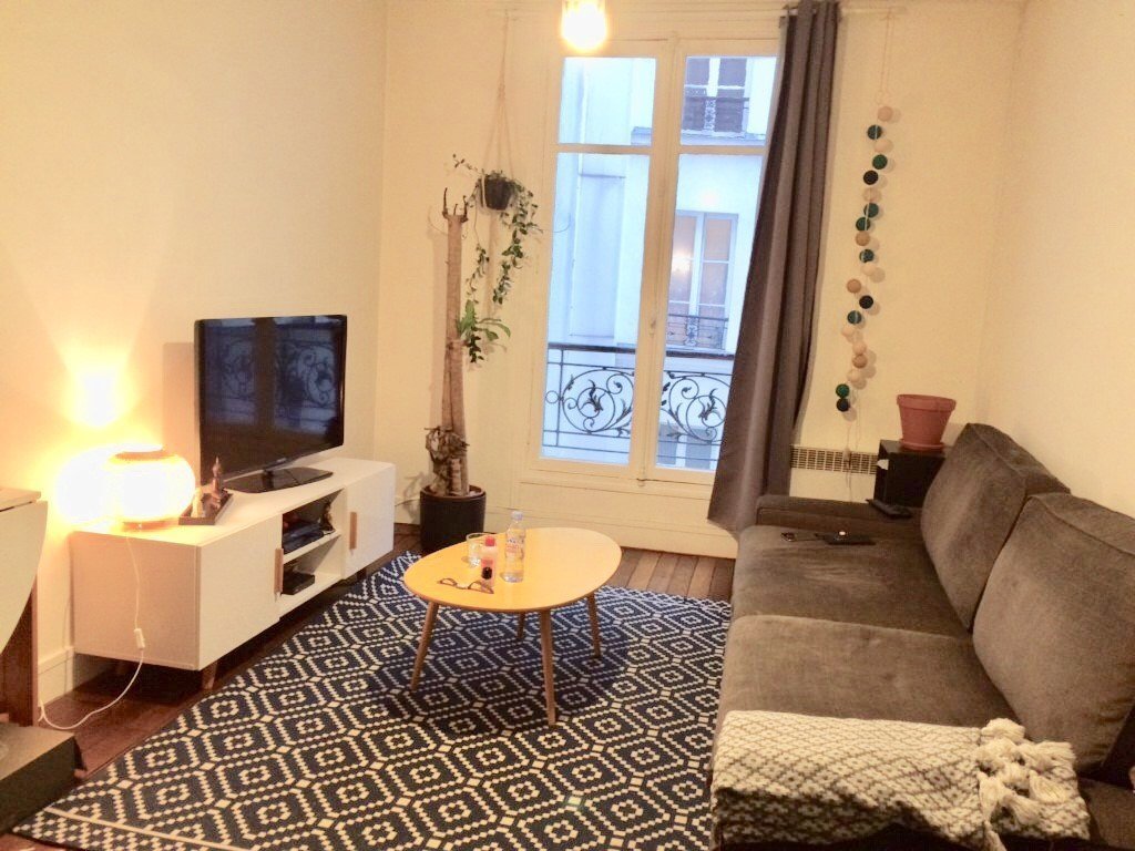 Location Appartement  2 pices - 39m 75010 Paris