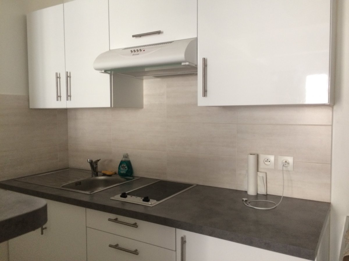 Location Appartement  1 pice (studio) - 39m 75018 Paris 18