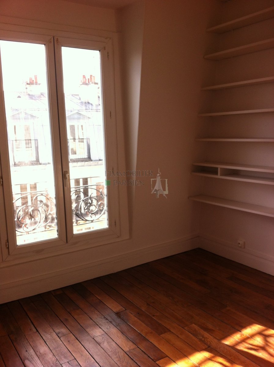 Location Appartement  2 pices - 38m 75010 Paris