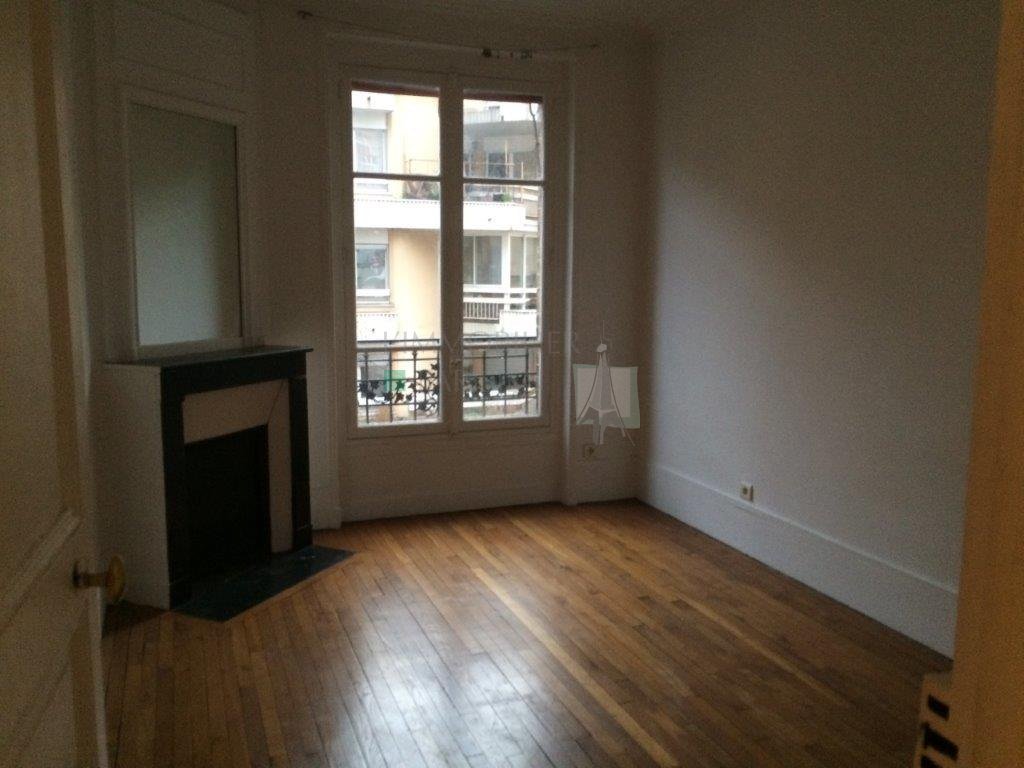 Location Appartement  2 pices - 36m 75019 Paris