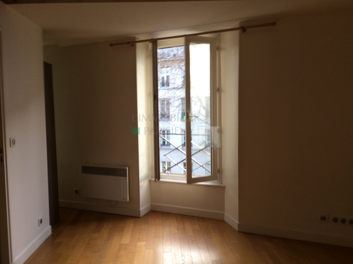 Location Appartement  1 pice (studio) - 26m 75018 Paris