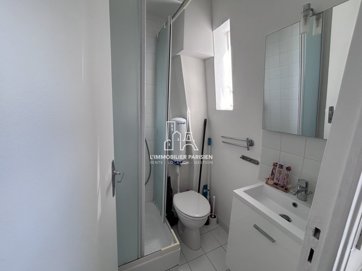 Location Appartement 1 pièce (studio) - 9m² 75008 Paris