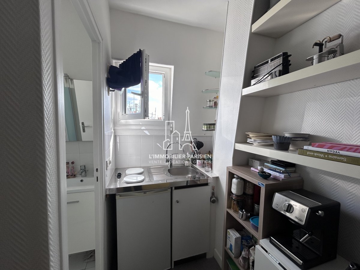 Location Appartement 1 pièce (studio) - 9m² 75008 Paris