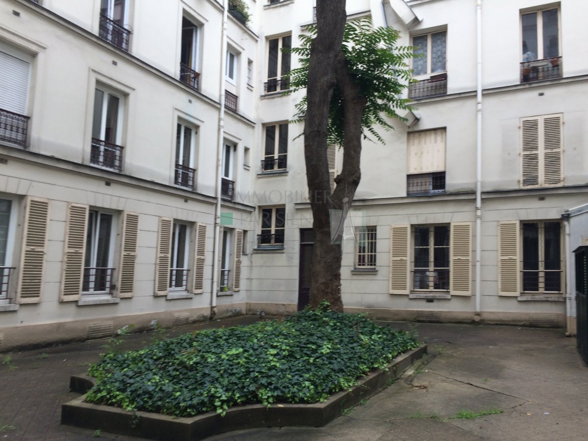 Location Appartement  3 pices - 41m 75018 Paris