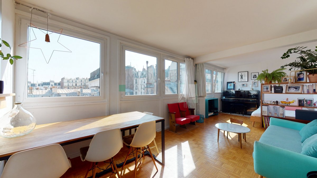 Vente Appartement  4 pices - 70m 75018 Paris