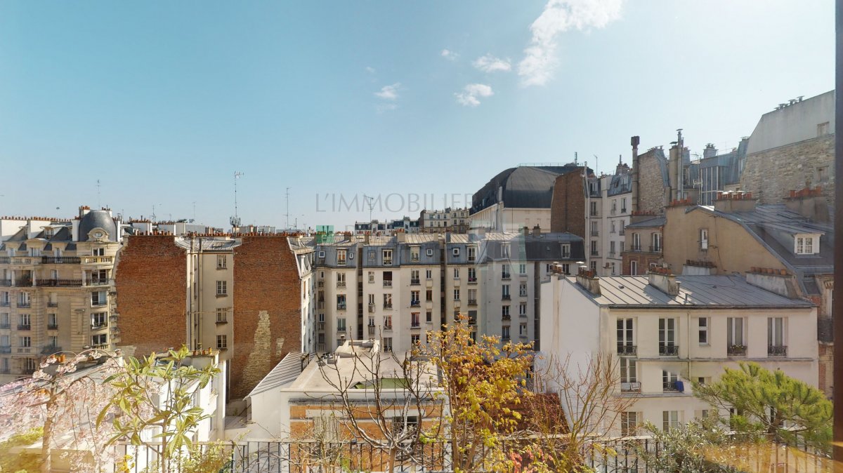 Vente Appartement  4 pices - 70m 75018 Paris