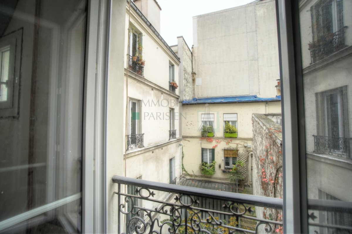 Vente Appartement  3 pices - 47.7m 75018 Paris