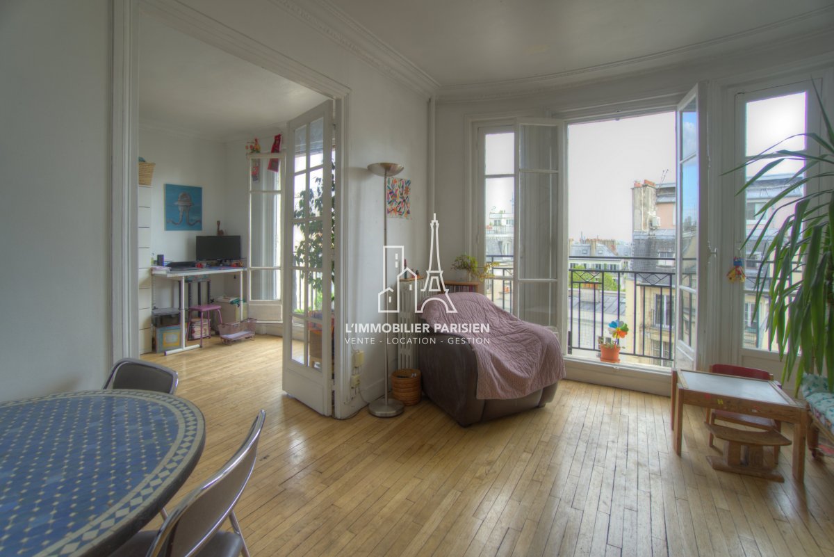 Vente Appartement  2 pices - 54.65m 75018 Paris