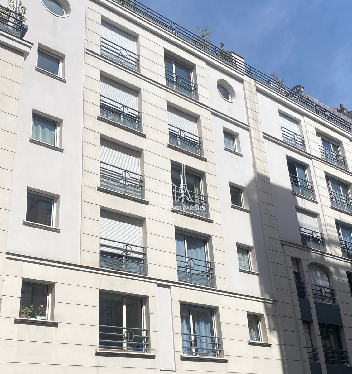 Vente Appartement  2 pices - 44.38m 75020 Paris