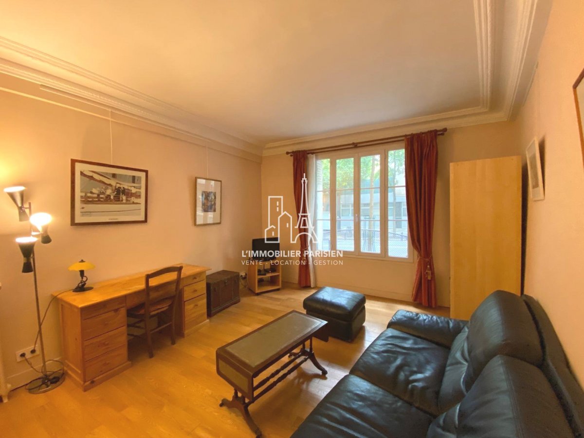 Location Appartement meubl 1 pice (studio) - 33m 75018 Paris