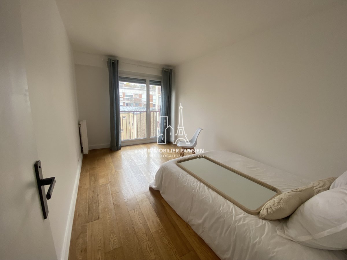 Location Appartement meubl 4 pices - 113m 75018 Paris