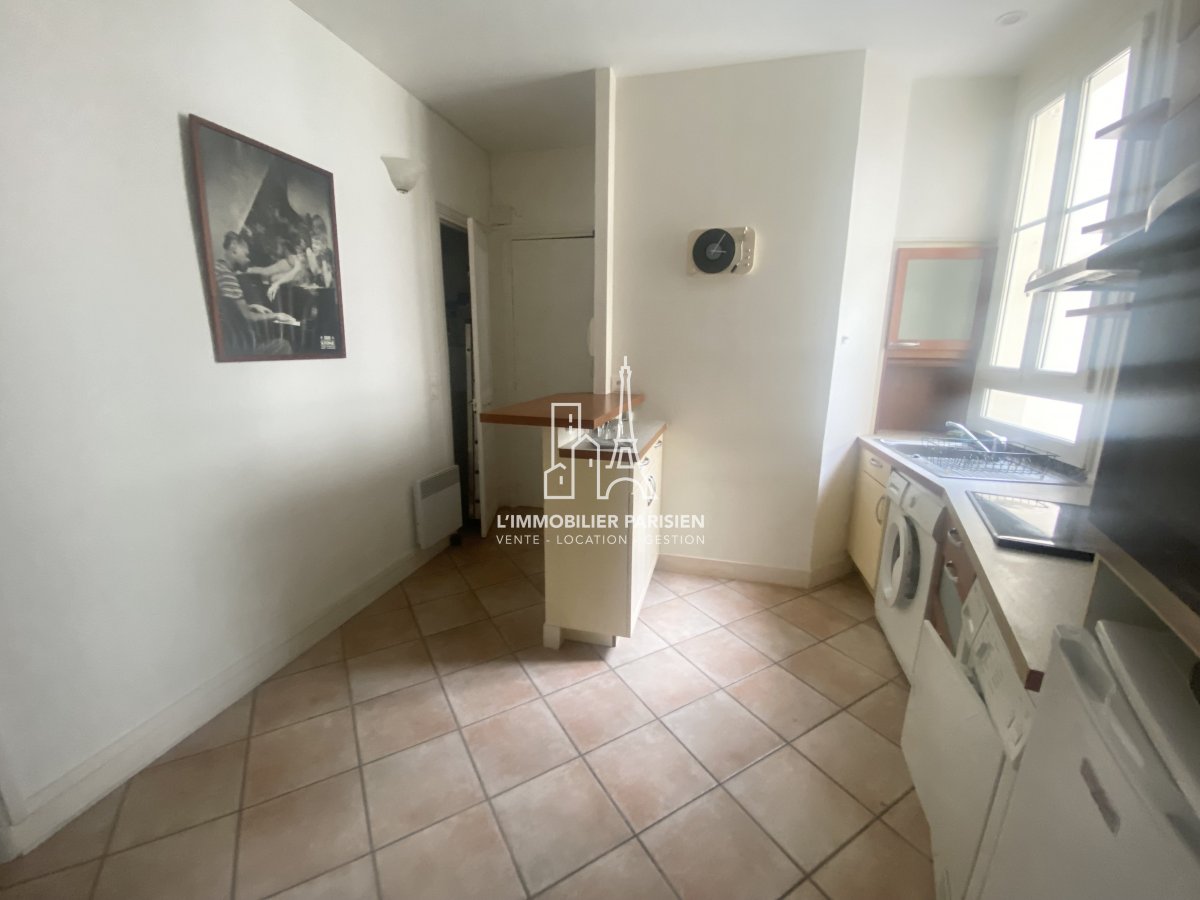 Location Appartement meubl 2 pices - 44.82m 75018 Paris