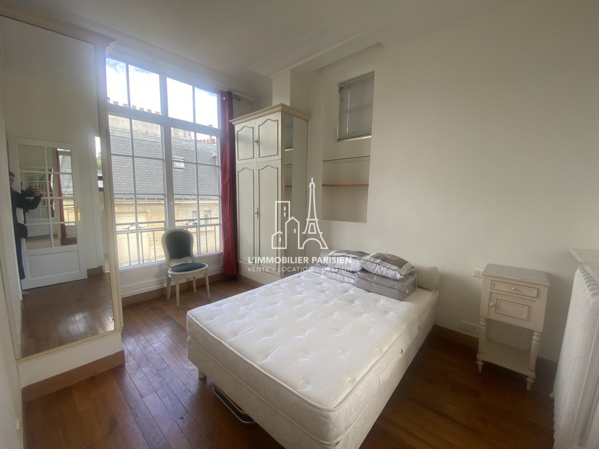 Location Appartement meublé 2 pièces - 35.36m² 75018 Paris