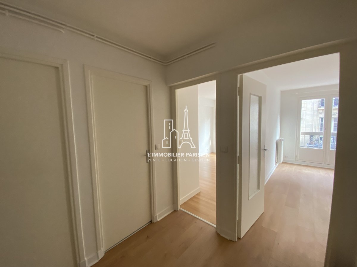 Vente Appartement  2 pices - 39.86m 75018 Paris