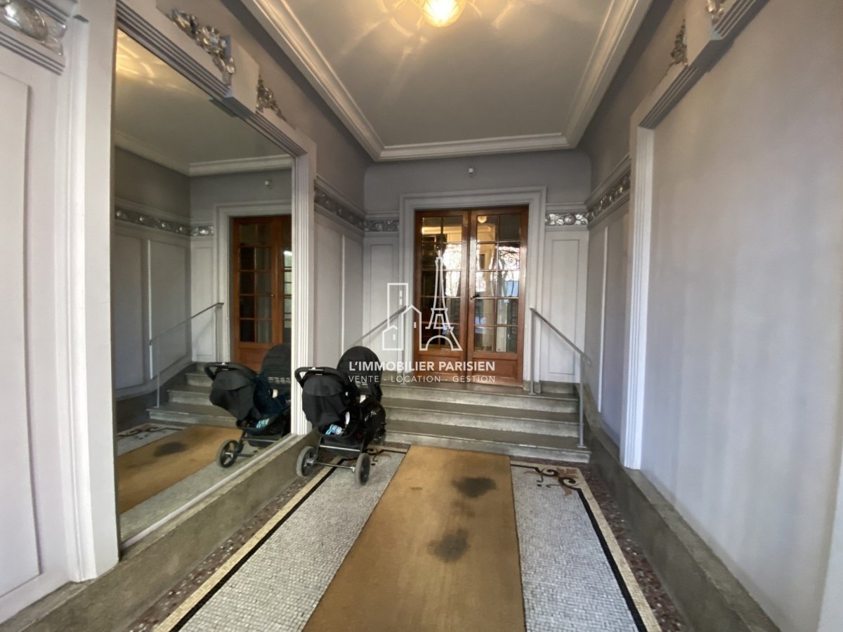 Vente Appartement  4 pices - 70.03m 75018 Paris