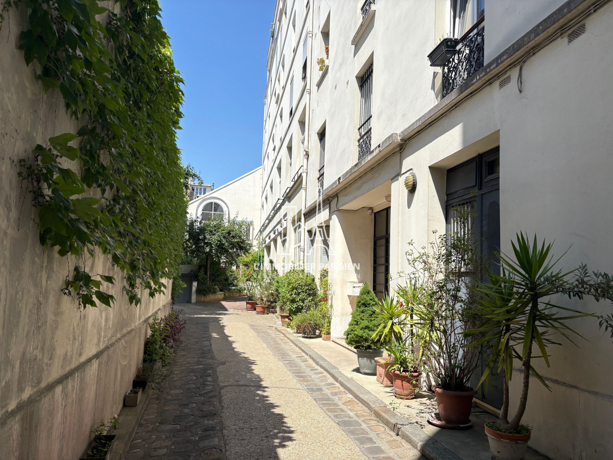 Vente Appartement  2 pices - 62.4m 75010 Paris
