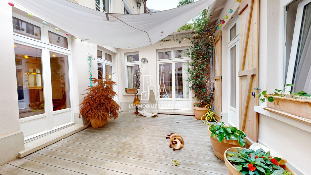 Vente Appartement  7 pices - 186m 75018 Paris