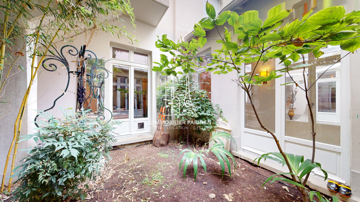 Vente Appartement 7 pièces - 198m² 75018 Paris