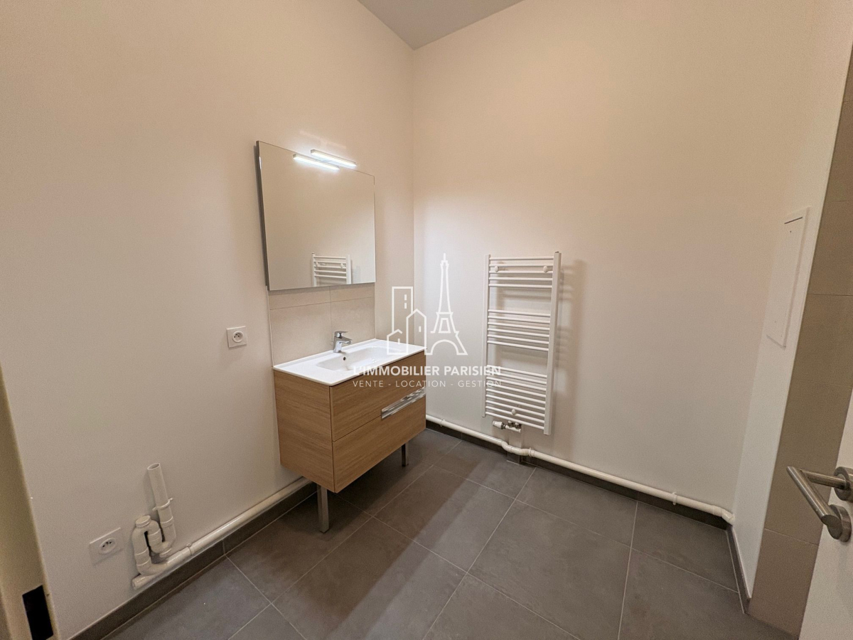 Location Appartement meubl� 3 pi�ces - 77m� 93400 Saint-ouen