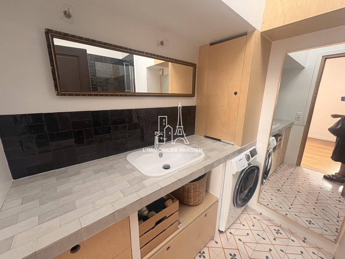Location Appartement meublé 3 pièces - 55m² 75018 Paris