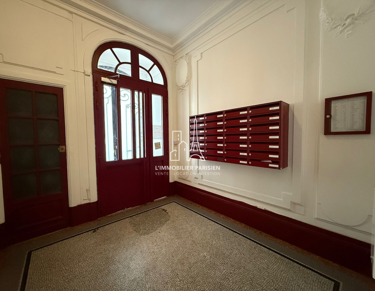 Vente Appartement 2 pièces - 31.2m² 75018 Paris 18