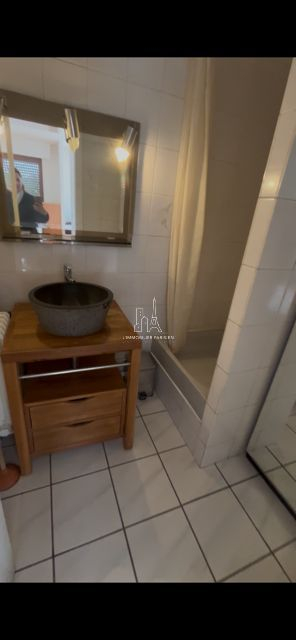 Location Appartement 1 pièce (studio) - 41m² 75018 Paris