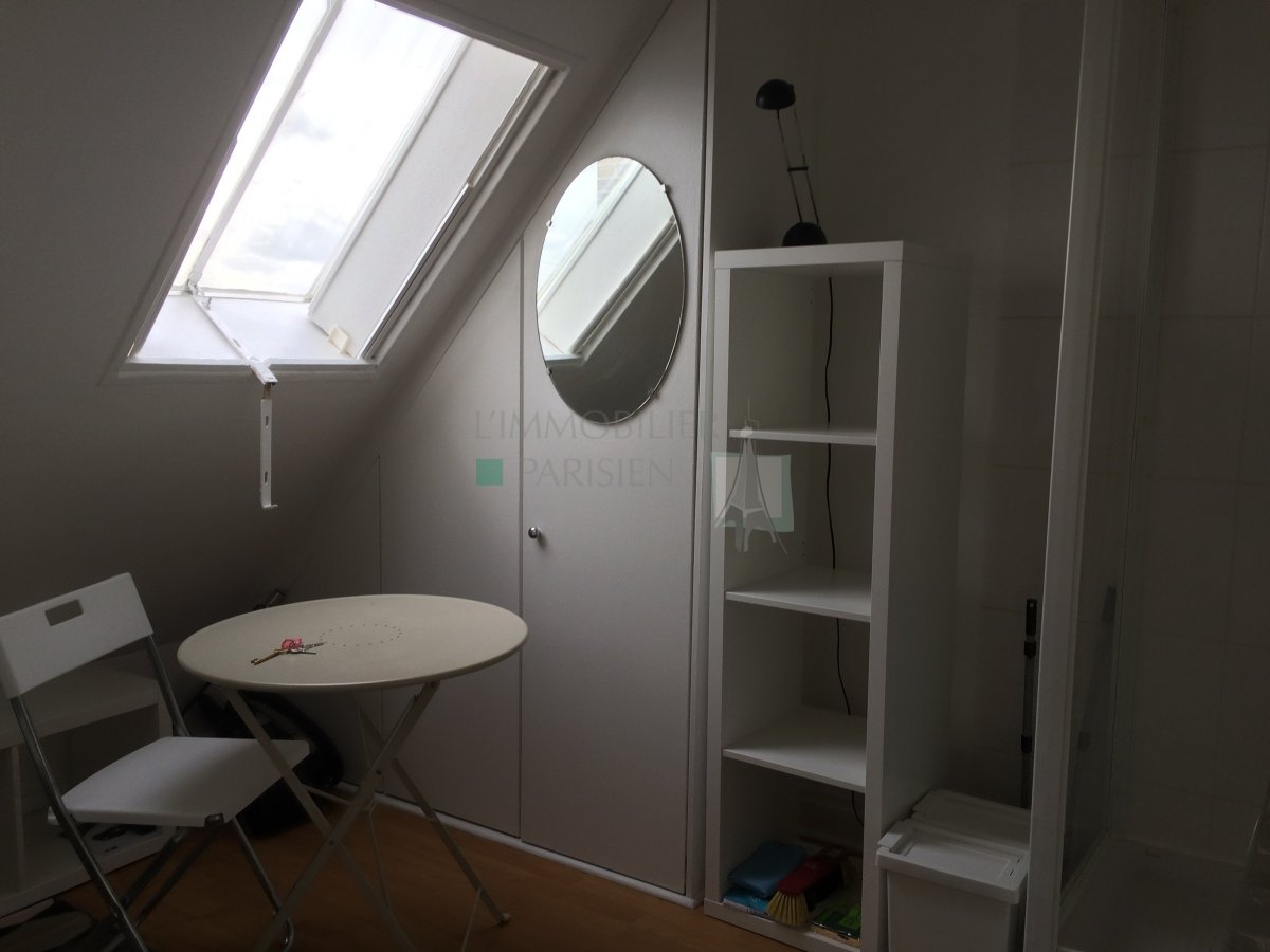 Location Appartement  1 pice (studio) - 9m 75018 Paris