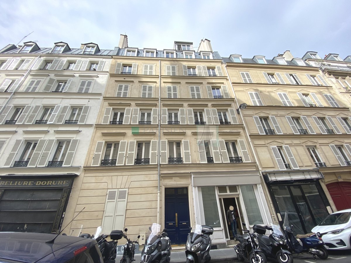 Vente Appartement  2 pices - 32.7m 75017 Paris