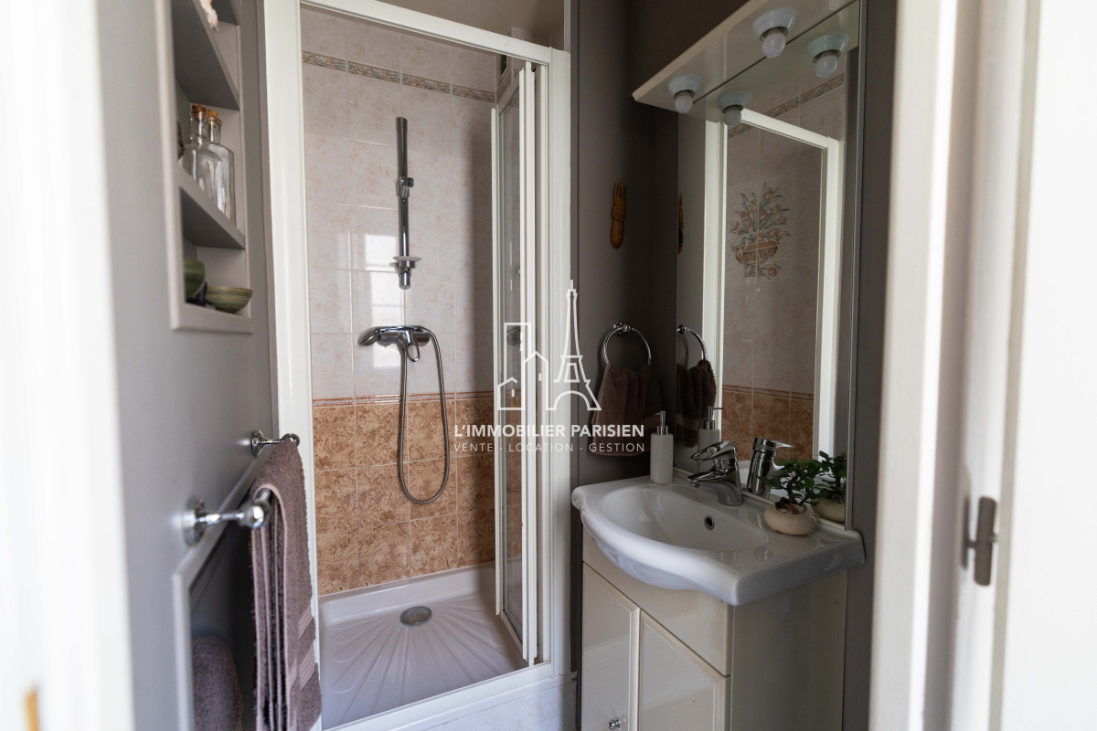 Vente Appartement  3 pices - 76m 75018 Paris