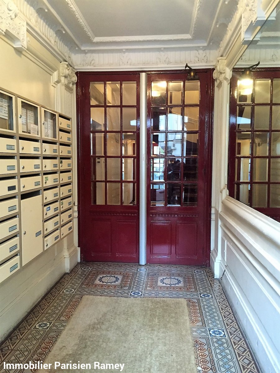 Vente Appartement  2 pices - 35m 75018 Paris