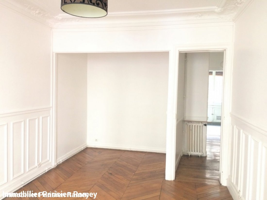Vente Appartement  3 pices - 50m 75018 Paris
