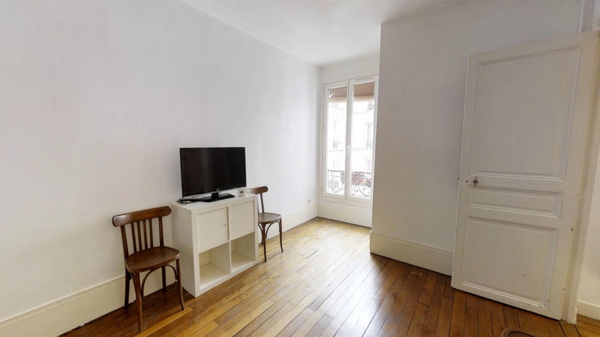 Vente Appartement  3 pices - 52m 75018 Paris
