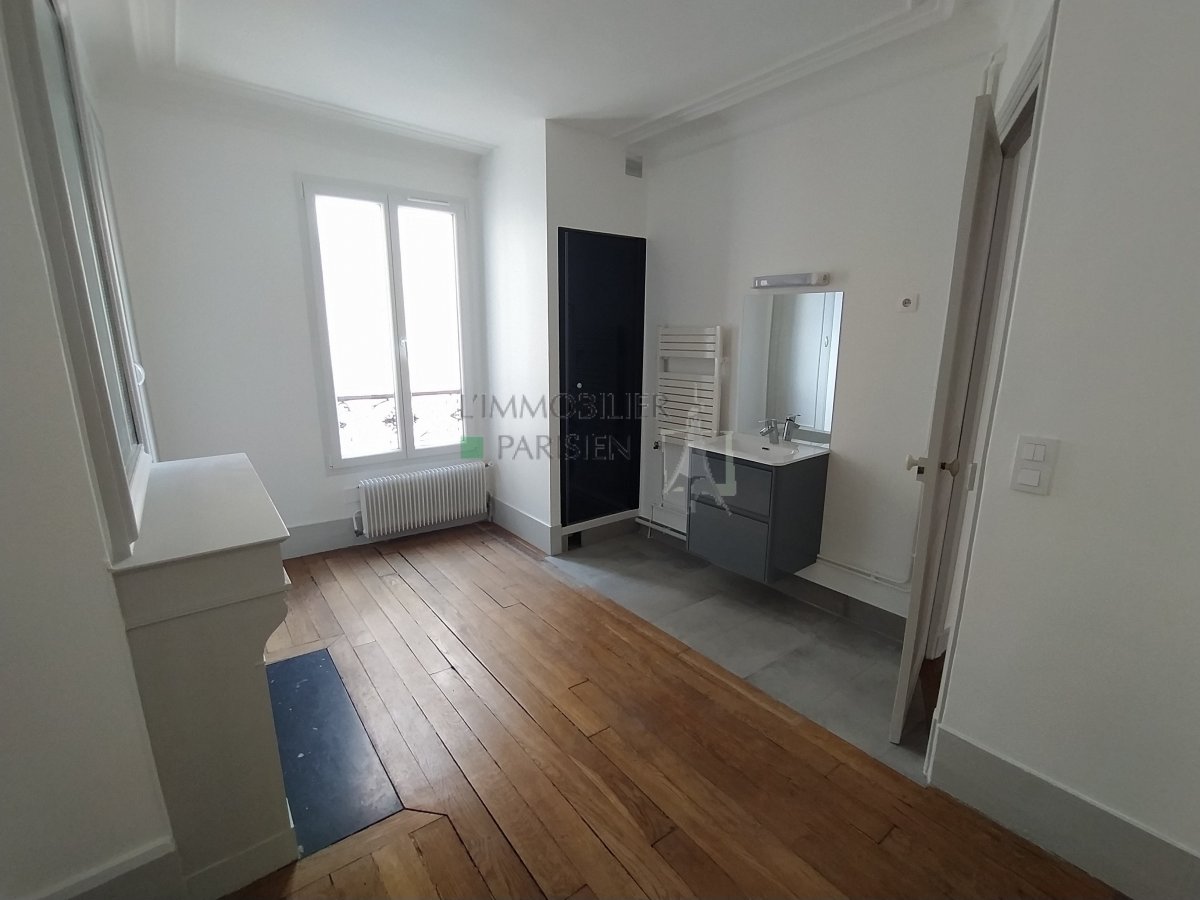 Location Appartement  3 pices - 48m 75018 Paris