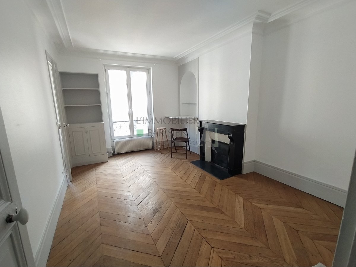Location Appartement  3 pices - 48m 75018 Paris