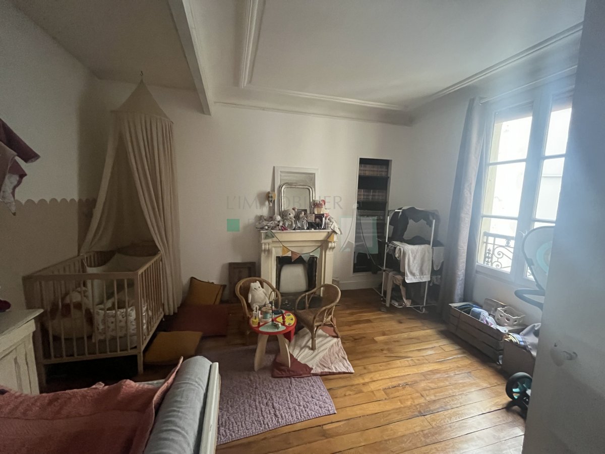 Location Appartement  3 pices - 56.17m 75018 Paris