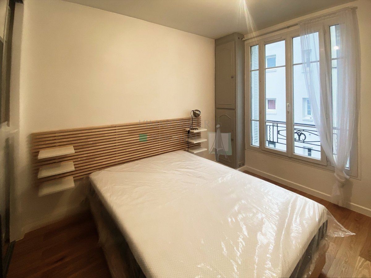 Location Appartement meubl 2 pices - 39.7m 75018 Paris
