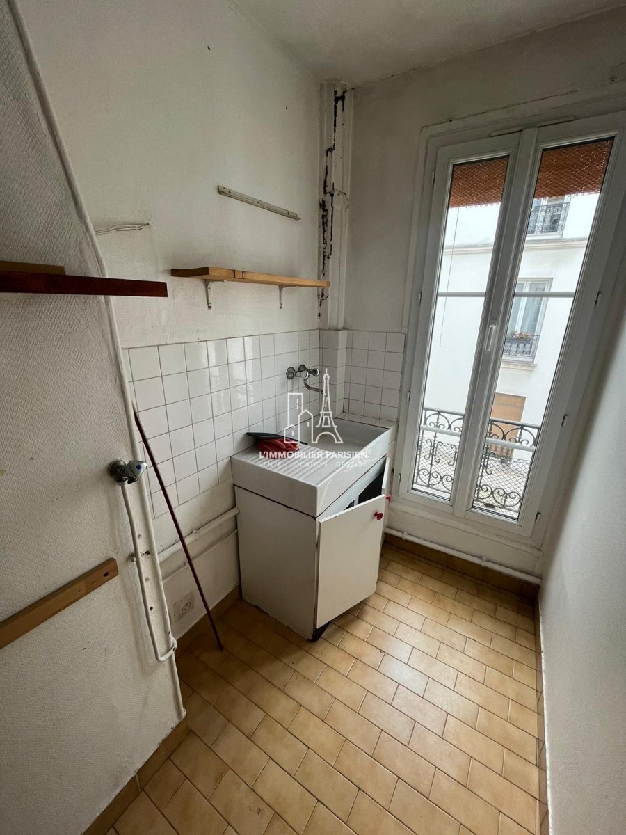 Location Appartement  3 pices - 53.85m 75018 Paris