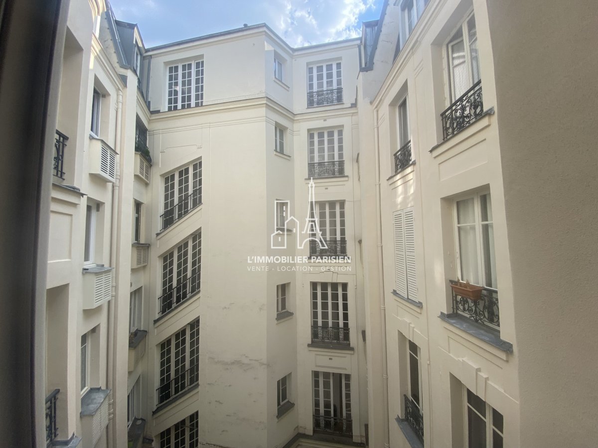 Location Appartement meubl 2 pices - 44.82m 75018 Paris