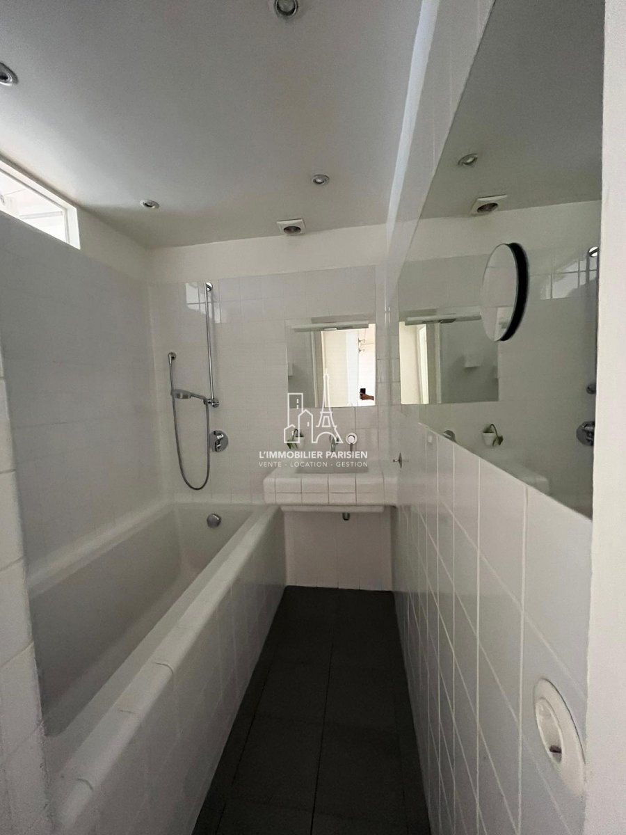 Location Appartement meubl 4 pices - 66.55m 75018 Paris