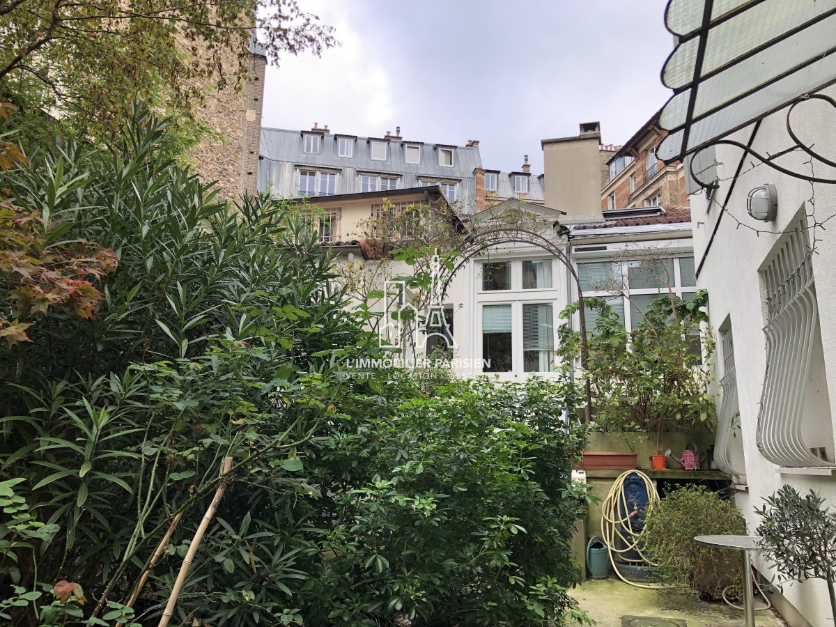 Location Maison  4 pices - 130m 75010 Paris