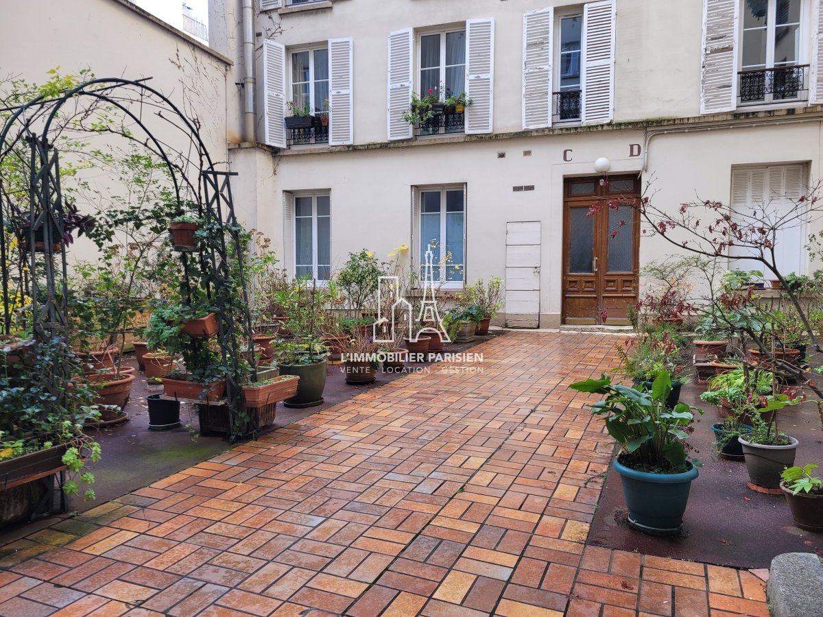 Location Appartement meubl 2 pices - 42.27m 75018 Paris